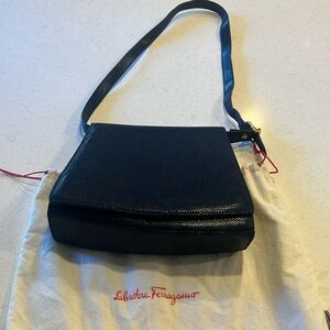 SALVATORE FERRAGAMO GANCINI
 Leather BAG